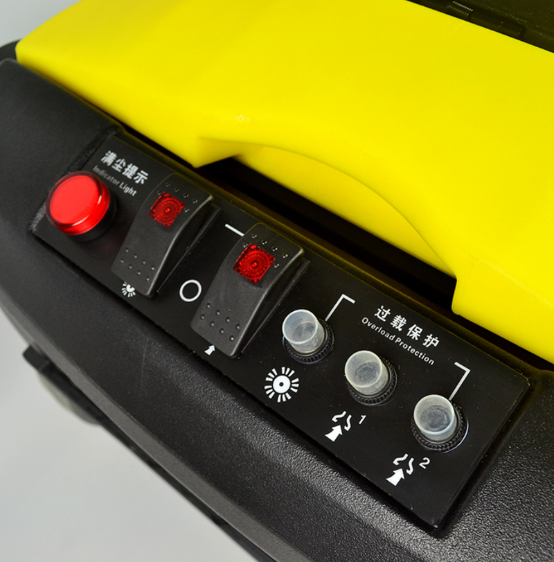Commercial Wide Area Vacuum Cleaner With 26" Cleaning Width